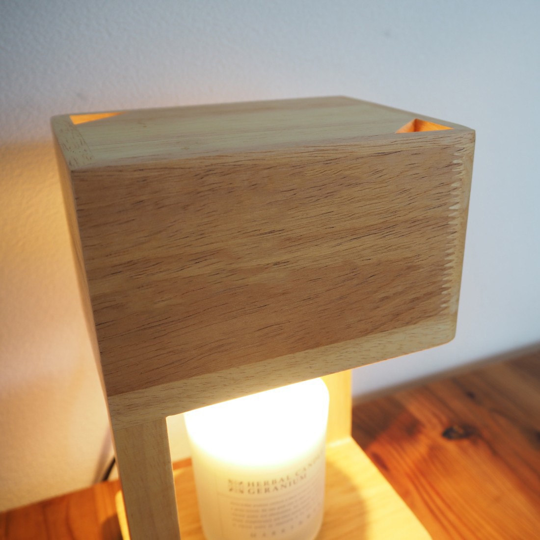 現品限りで販売終了予定】キャンドルウォーマーライト 無垢材使用