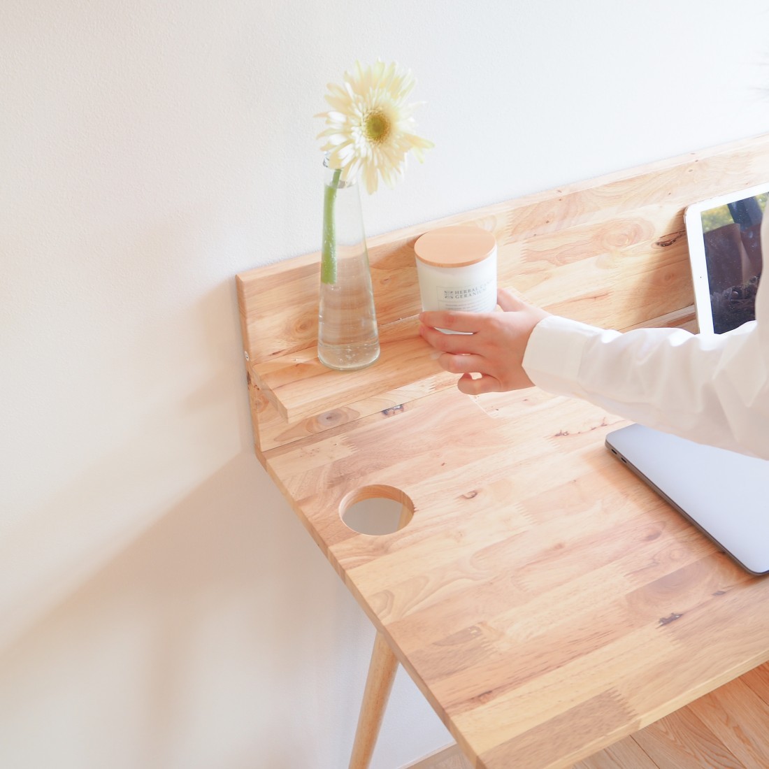ラバーウッドデスク＆スツール 無垢材使用｜NATURAL SIGNATURE｜Fresk