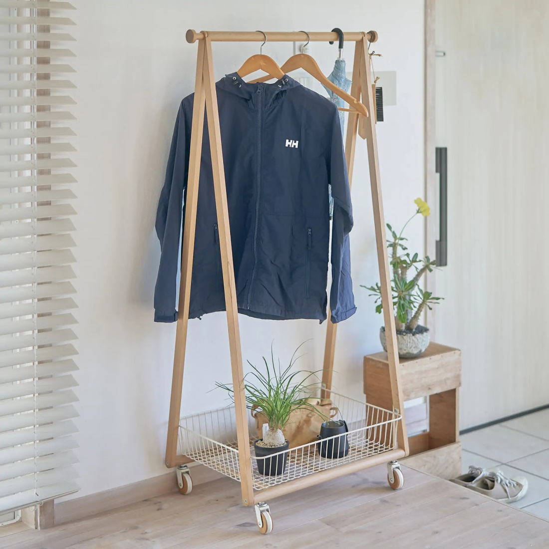 Mash | マッシュ】リヴ コートハンガー 無垢材天然木使用｜Fresk