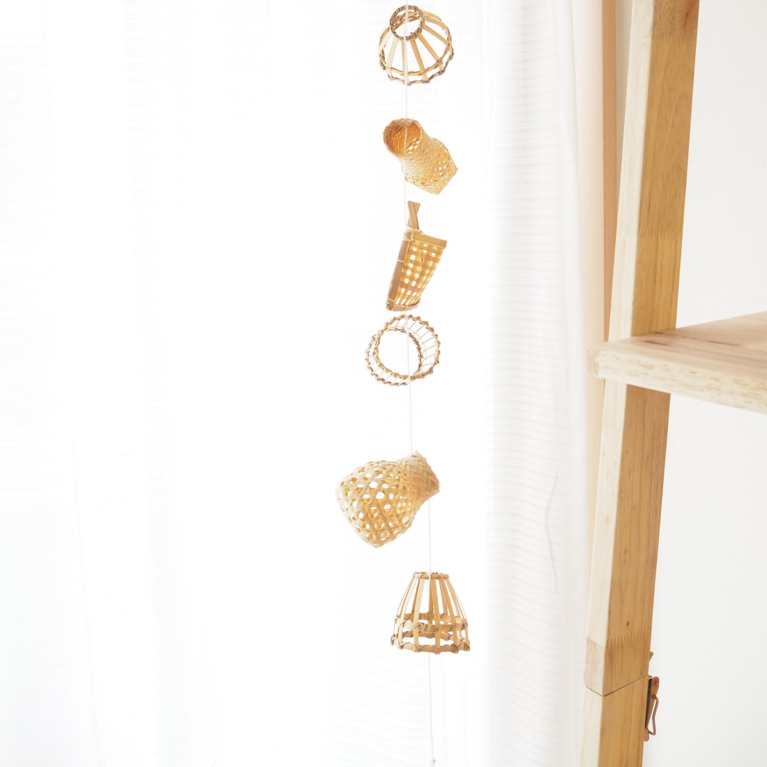 小さなカゴのガーランド | People Tree｜Fresk（フレスク）