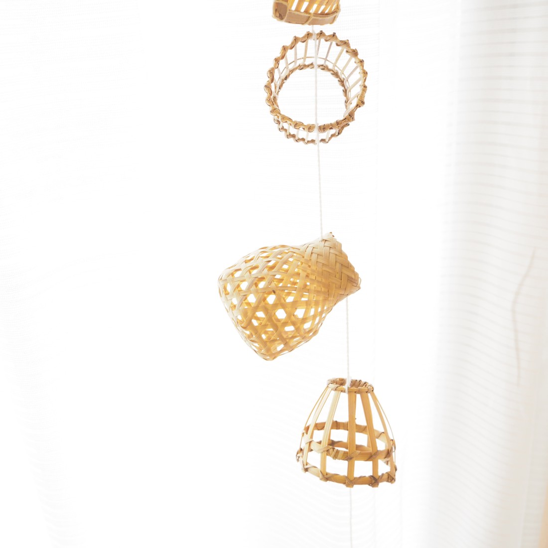 小さなカゴのガーランド | People Tree｜Fresk（フレスク）