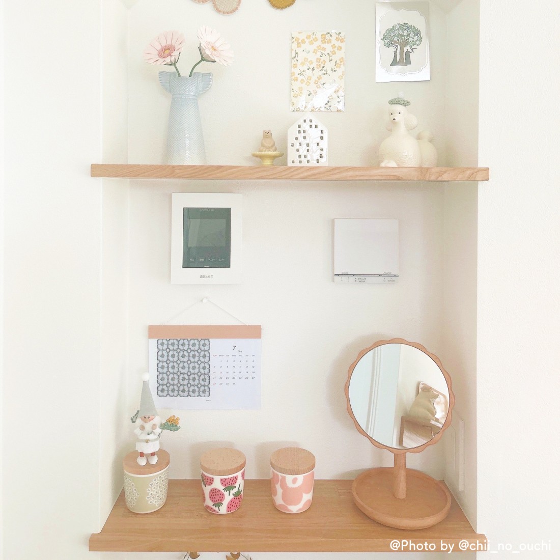 天然木お花のスタンドミラー 卓上ミラー｜Fresk（フレスク）