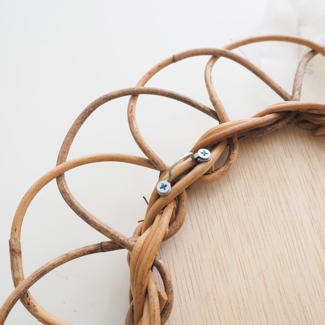 アラログフラワーミラー | お花のラタンミラー｜Fresk（フレスク）