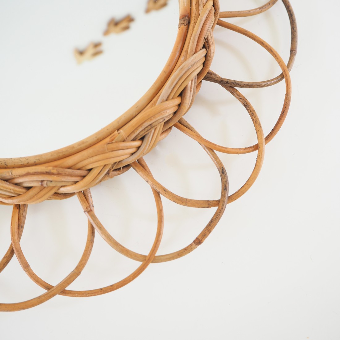 アラログフラワーミラー | お花のラタンミラー｜Fresk（フレスク）